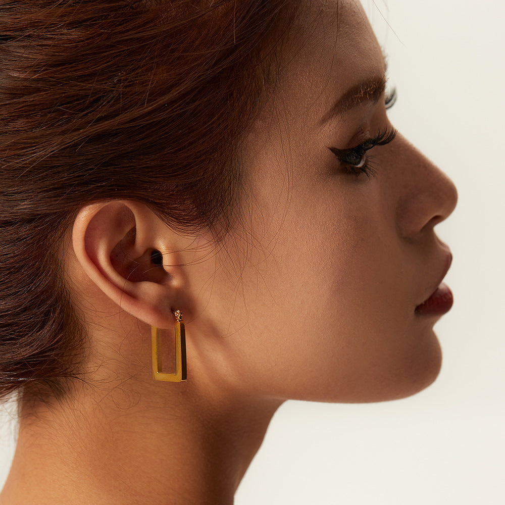 Buy Justpeachy Set Of 2 Gold Toned Rectangular Hoop Earrings - Earrings for  Women 7784937 | Myntra